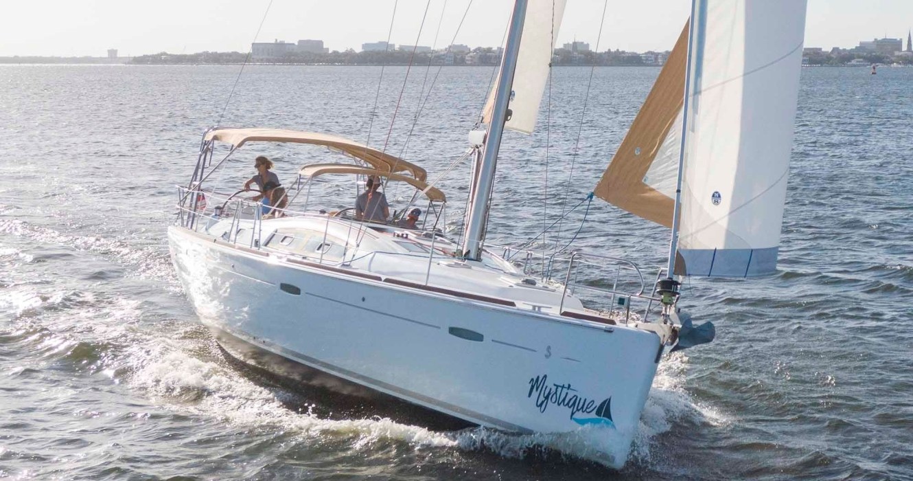 boat charter in South Carolina | Charleston Sailing Charters